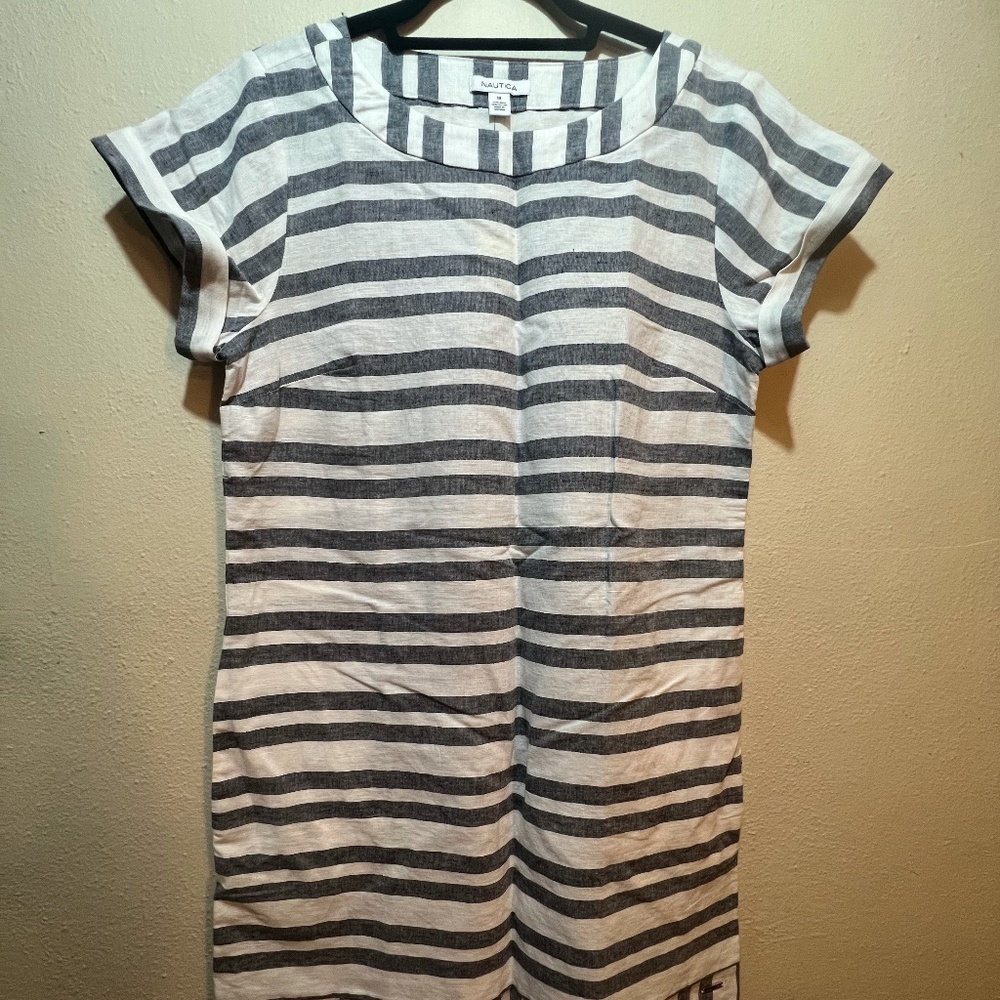 Nautica ladies size Medium linen/cotton dress